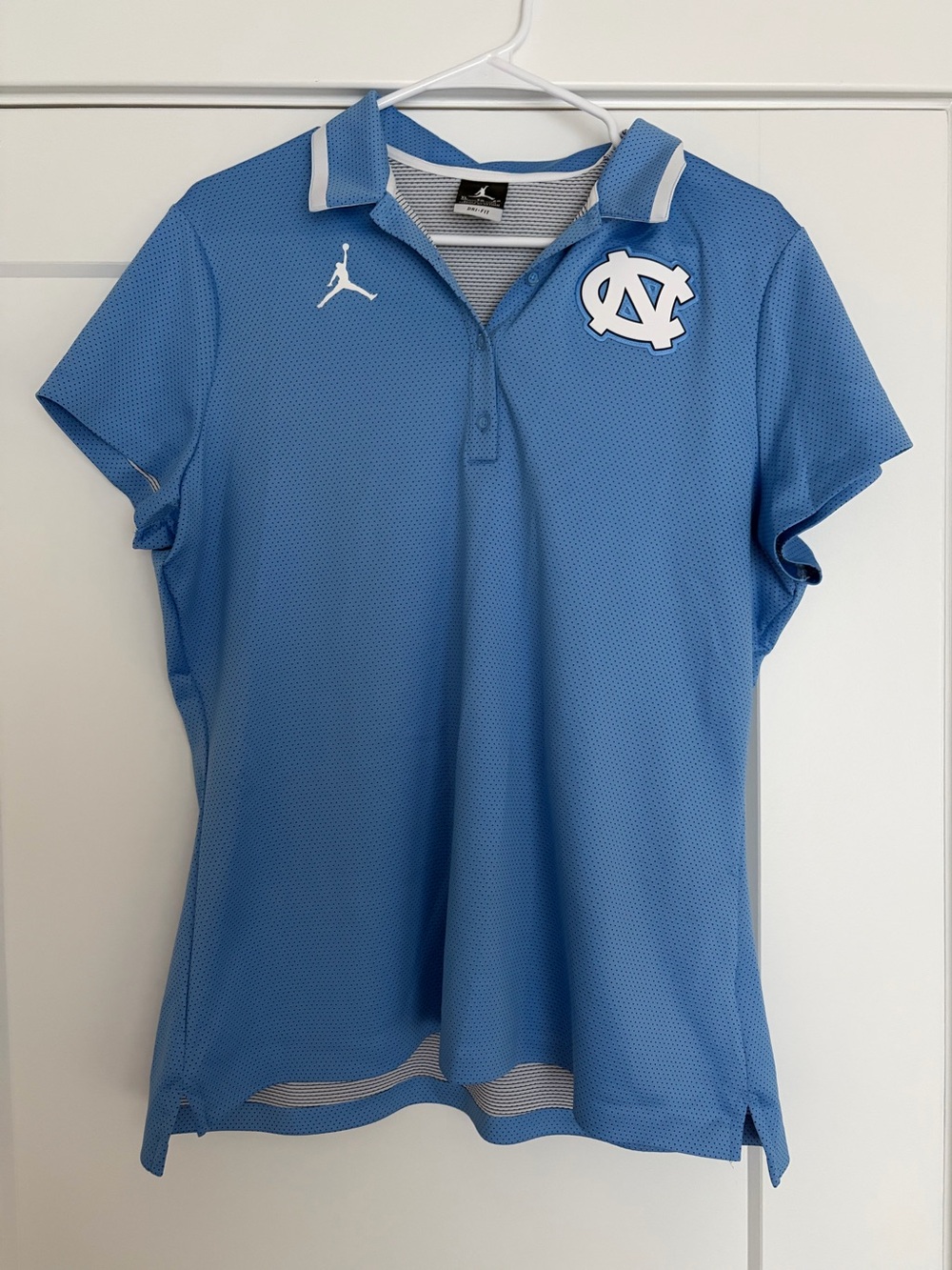 Women’s Nike Jordan Carolina Blue Polo with polka dots - Size XL